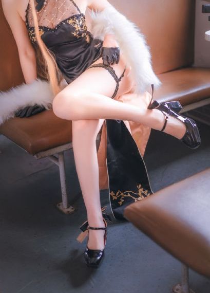一女多男np视频在线播放_高清电影观看