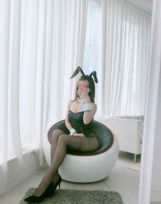 白白嫩嫩bbwbbwdidlo_国产在线视频